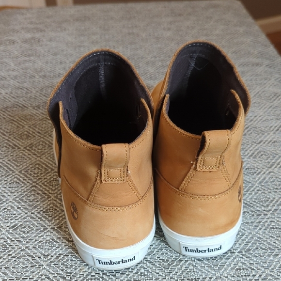 Timberland Women's Wheat Nuback Leather Skyla Bay Pull-on Chelsea Boot - Picture 5 of 9